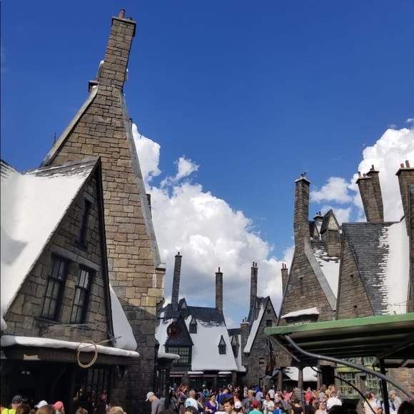 Meet your Posher, Bianca - Picture 1 of 1